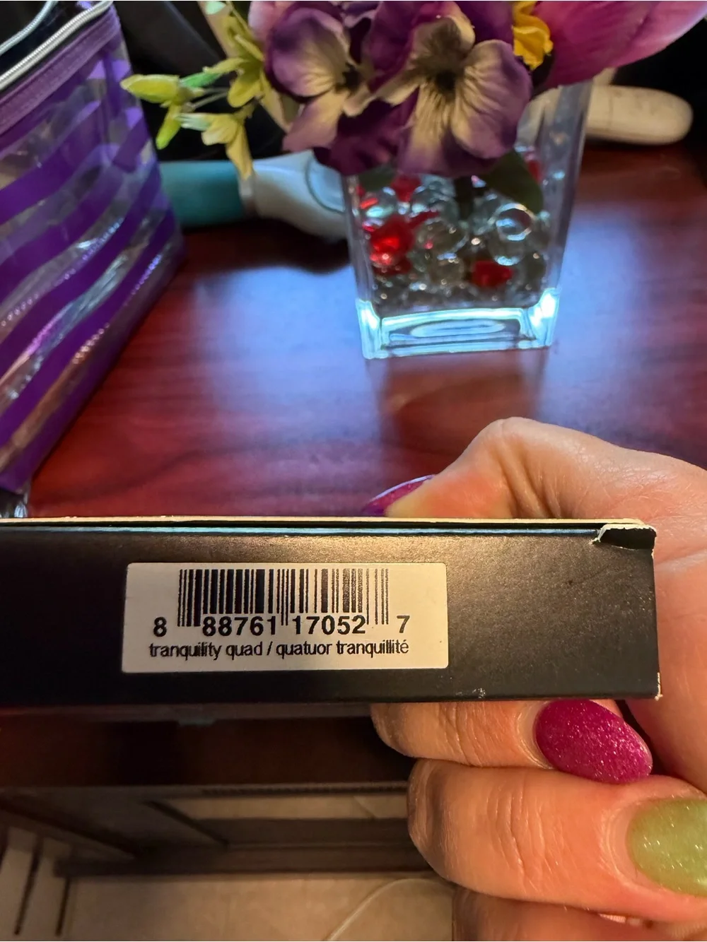 Avon True Color Matte Eyeshadow Tranquility Quad - Blue and cream color